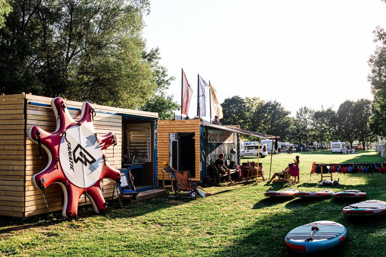 Camp Velenje Hotel Екстериор снимка