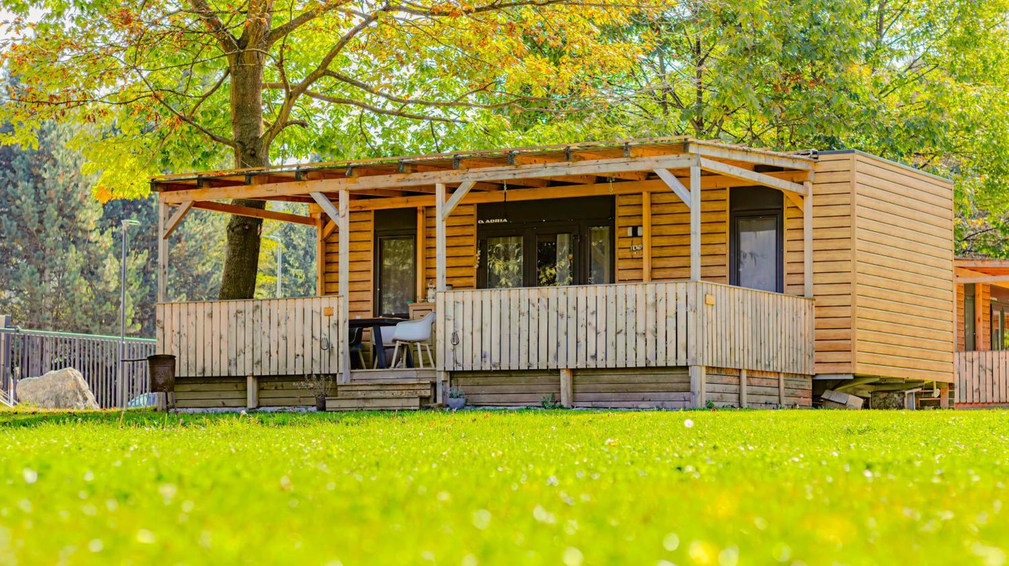 Camp Velenje Hotel Екстериор снимка