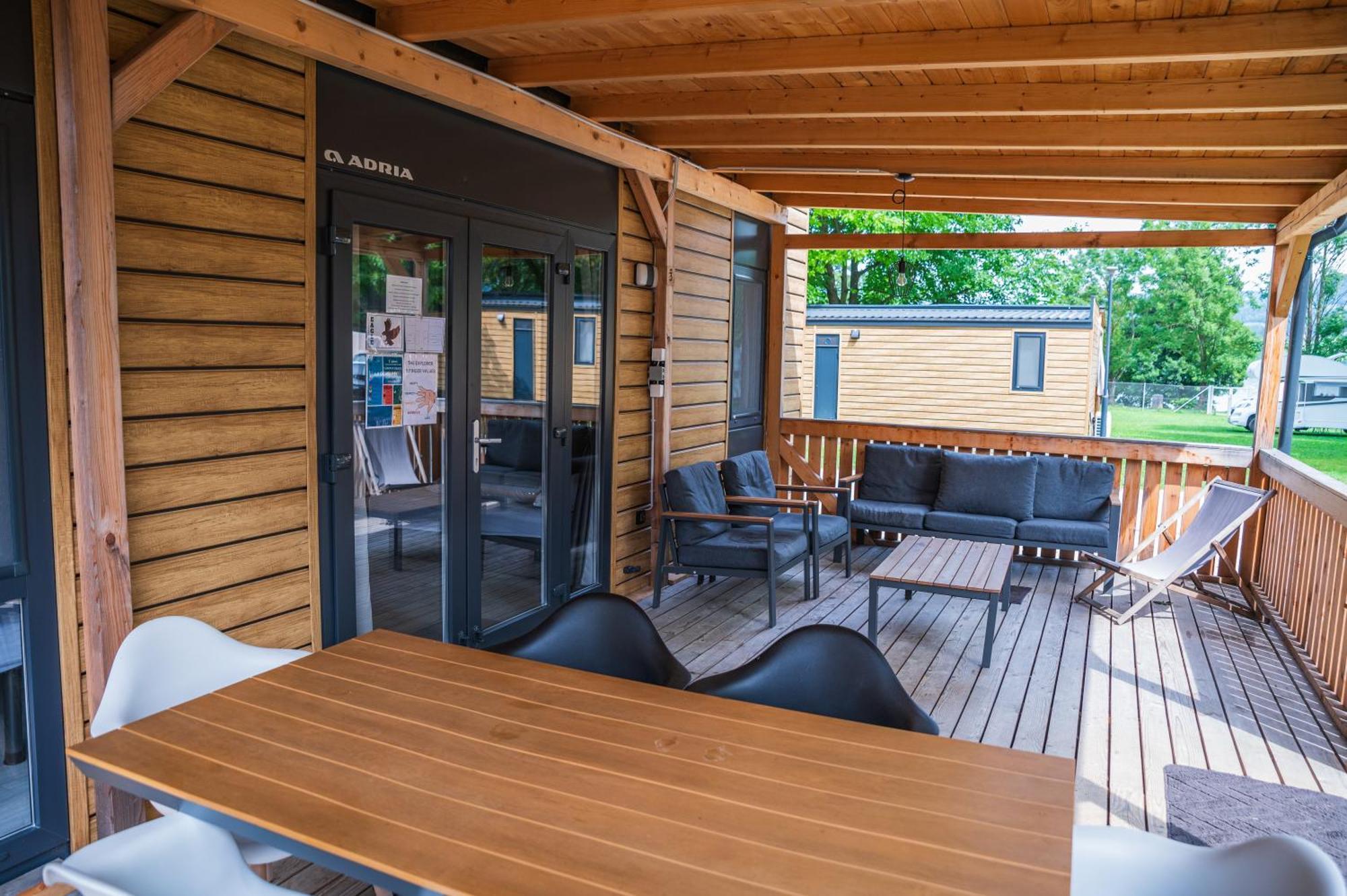 Camp Velenje Hotel Екстериор снимка