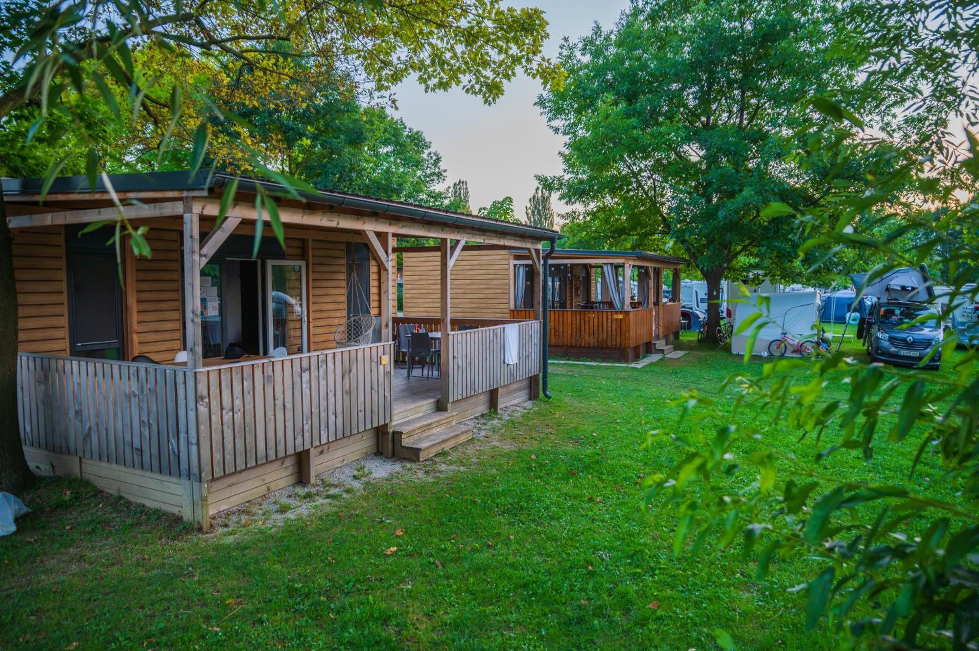 Camp Velenje Hotel Екстериор снимка