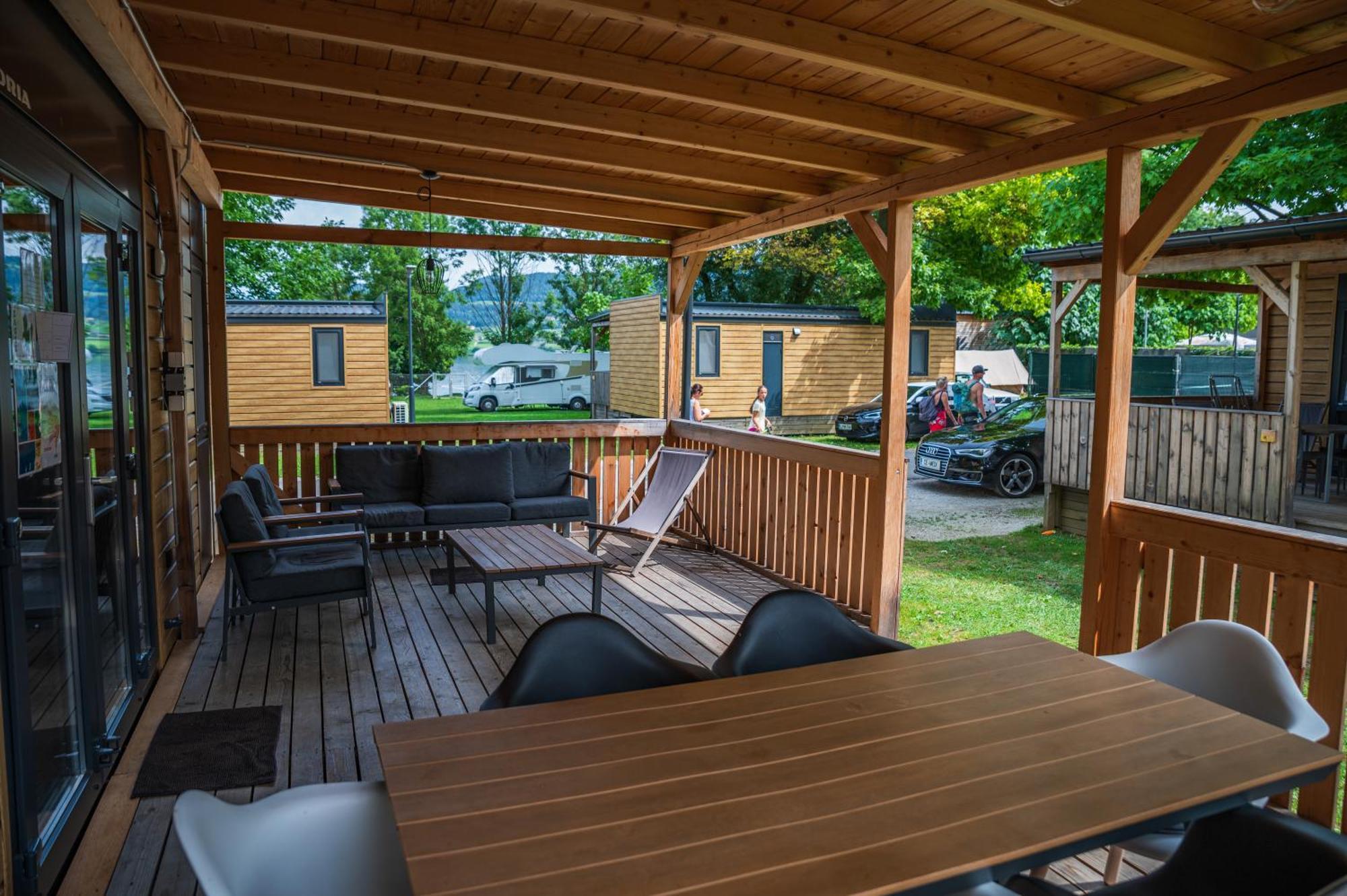 Camp Velenje Hotel Екстериор снимка