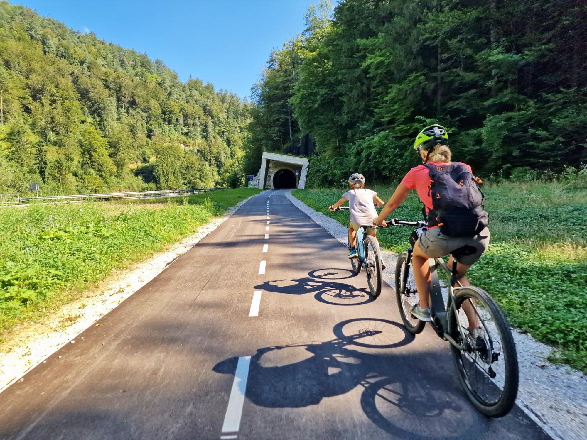 Camp Velenje Hotel Екстериор снимка